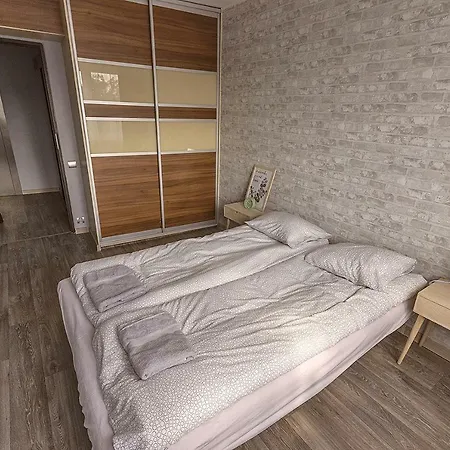 アパート Apartament Dwupokojowy Poznan- Blisko Centrum ポズナン
